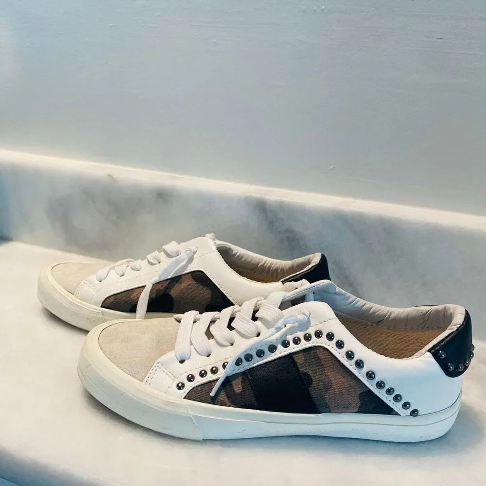 Vintage Havana Dayna Studded Camo Lace Up Low Top Sneakers Army Multi Size 7
